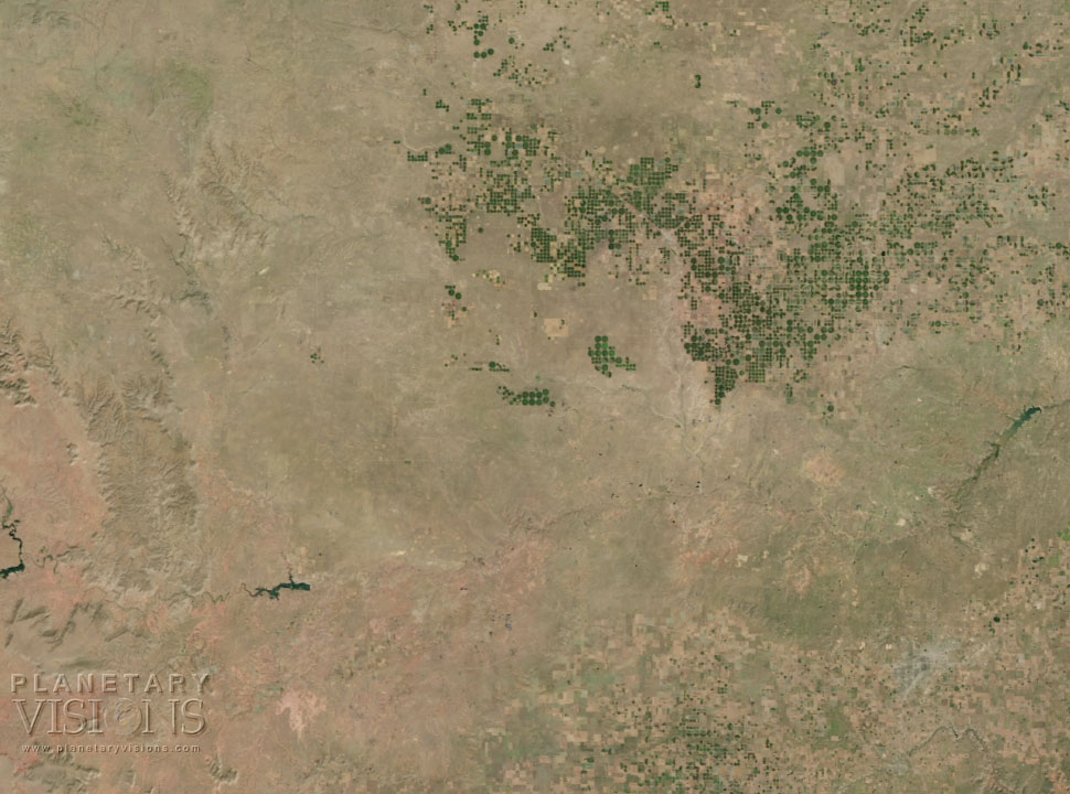 Centre-pivot irrigation, Kansas  - Satellite Imagemap 250m USA