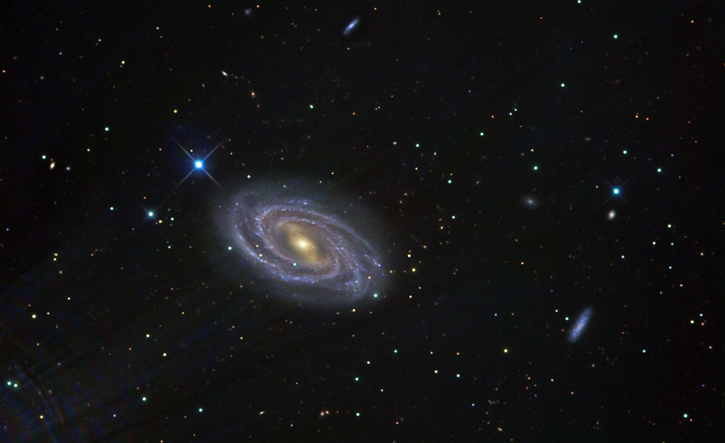 NGC 3992, M109 galaxy