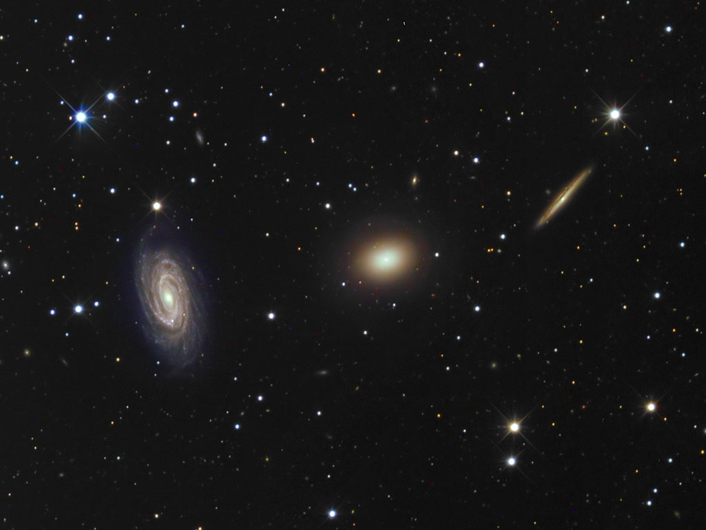 NGC 5985 + NGC 5982 + NGC 5981 galaxy
